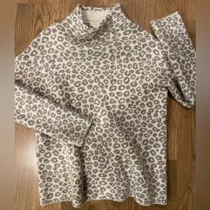 Christian Soriano size M leopard print sweater mock turtle great condition
